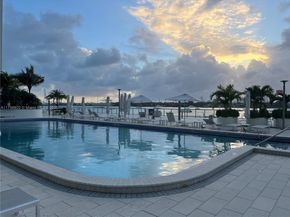 1000 West Ave 702, Miami Beach FL 33139