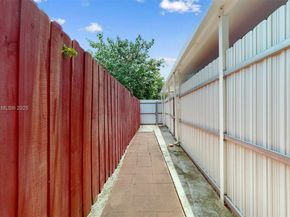18502 NW 23rd Ct, Miami Gardens FL 33056
