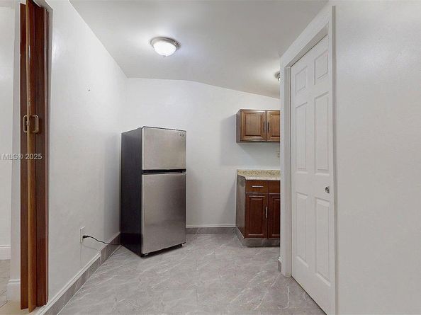18502 NW 23rd Ct, Miami Gardens FL 33056