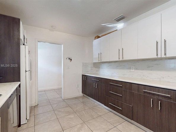 18502 NW 23rd Ct, Miami Gardens FL 33056
