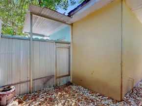 18502 NW 23rd Ct, Miami Gardens FL 33056