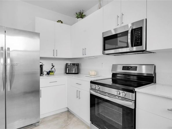 11968 NW 46th St, Coral Springs FL 33076