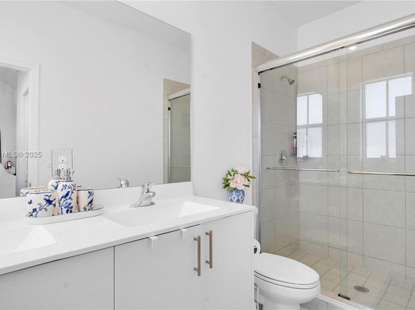 11968 NW 46th St, Coral Springs FL 33076