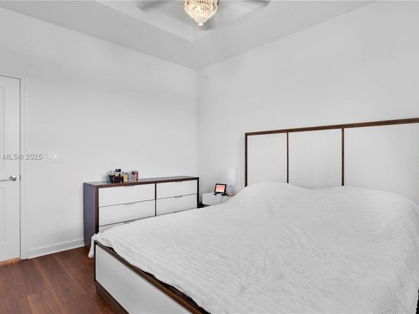 11968 NW 46th St, Coral Springs FL 33076