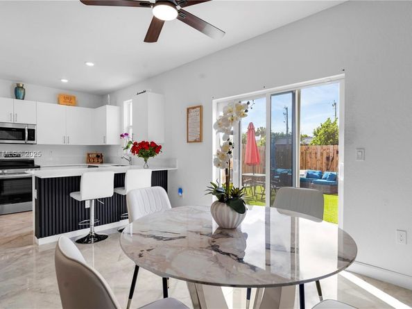 11968 NW 46th St, Coral Springs FL 33076