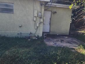 3100 SW 67TH Ter, Miramar FL 33023