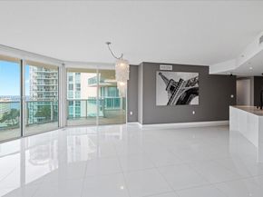 200 Sunny Isle Bl 21202, Sunny Isles Beach FL 33160