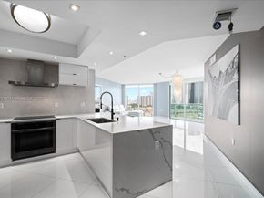 200 Sunny Isle Bl 21202, Sunny Isles Beach FL 33160