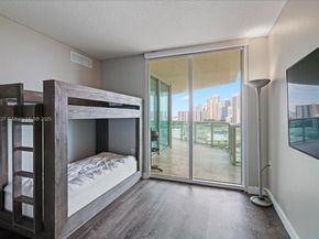 200 Sunny Isle Bl 21202, Sunny Isles Beach FL 33160