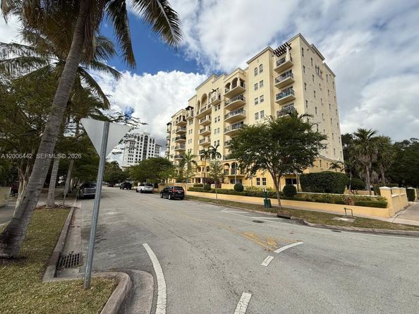 101 Sidonia Ave 301, Coral Gables FL 33134