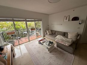 101 Sidonia Ave 301, Coral Gables FL 33134