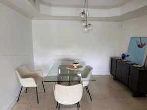 101 Sidonia Ave 301, Coral Gables FL 33134