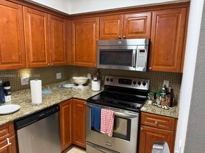 101 Sidonia Ave 301, Coral Gables FL 33134