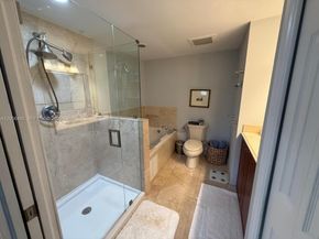 101 Sidonia Ave 301, Coral Gables FL 33134