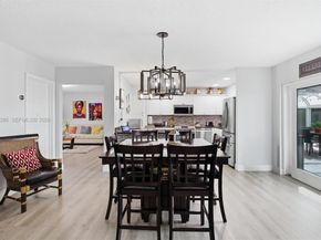 431 S Old Hiatus Rd, Plantation FL 33325