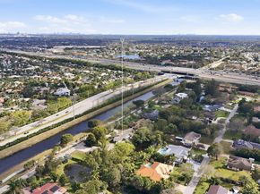 431 S Old Hiatus Rd, Plantation FL 33325