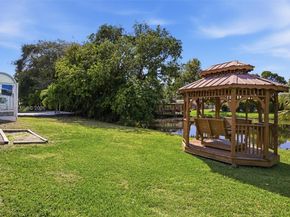 431 S Old Hiatus Rd, Plantation FL 33325