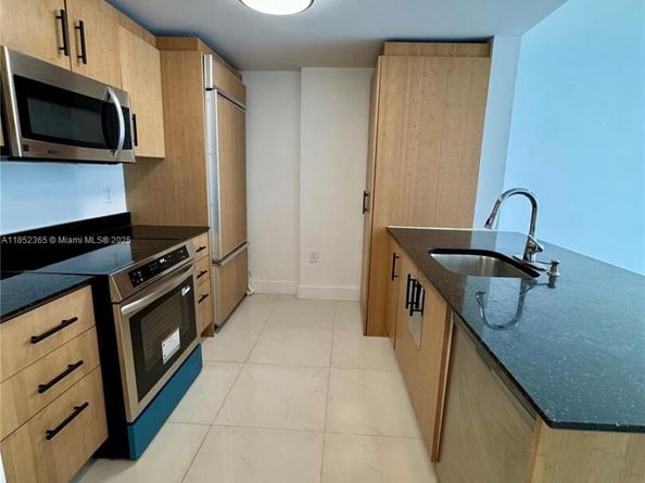 10275 Collins Ave 316, Bal Harbour FL 33154