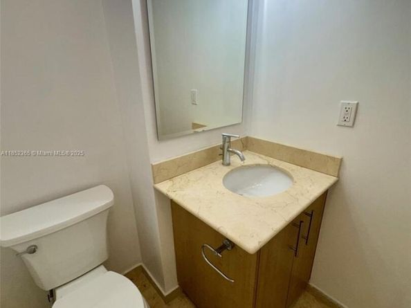10275 Collins Ave 316, Bal Harbour FL 33154