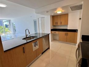 10275 Collins Ave 316, Bal Harbour FL 33154