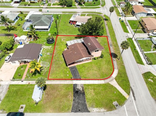 20401 NW 22nd Ave, Miami Gardens FL 33056