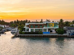 1270 NE 82nd St, Miami FL 33138