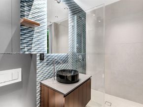 1270 NE 82nd St, Miami FL 33138