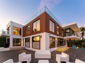 1270 NE 82nd St, Miami FL 33138