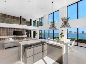 1270 NE 82nd St, Miami FL 33138