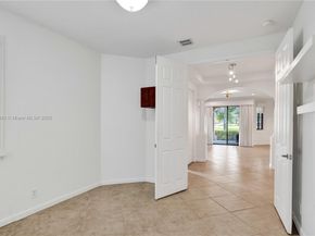 2757 Center Court Drive 120, Weston FL 33332