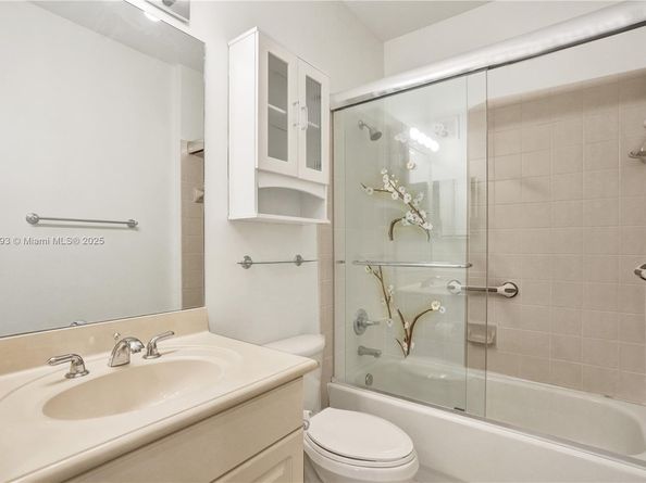 2757 Center Court Drive 120, Weston FL 33332