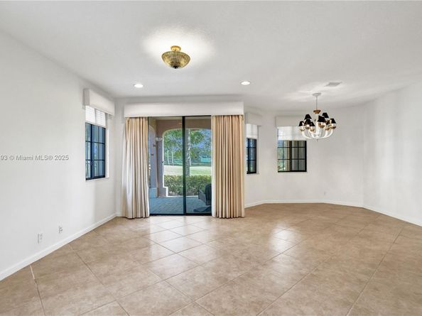 2757 Center Court Drive 120, Weston FL 33332