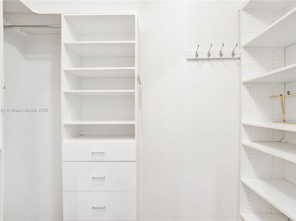 2757 Center Court Drive 120, Weston FL 33332