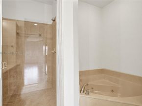 2757 Center Court Drive 120, Weston FL 33332