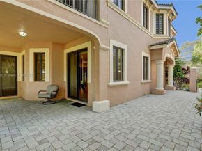 2757 Center Court Drive 120, Weston FL 33332