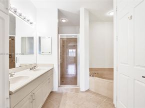 2757 Center Court Drive 120, Weston FL 33332