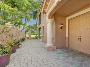 2757 Center Court Drive 120, Weston FL 33332