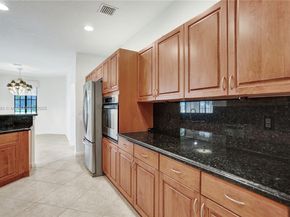 2757 Center Court Drive 120, Weston FL 33332