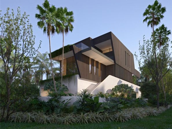 2121 Regatta Ave, Miami Beach FL 33140