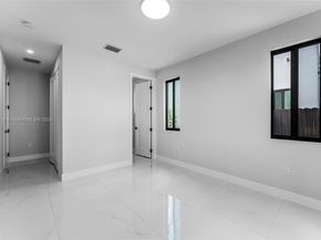 12389 SW 220 St, Miami FL 33170