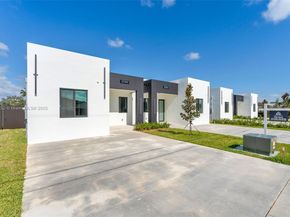 12389 SW 220 St, Miami FL 33170