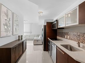 1900 N Bayshore Dr 1505, Miami FL 33132