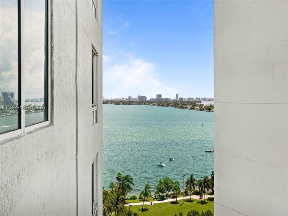 1900 N Bayshore Dr 1505, Miami FL 33132