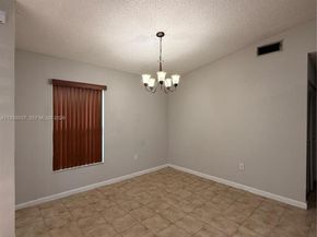 19926 NW 67th Pl, Hialeah FL 33015