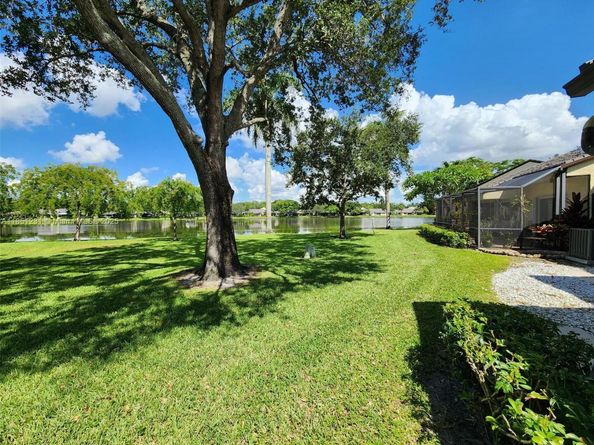 309 NW 95th Ave 309, Plantation FL 33324