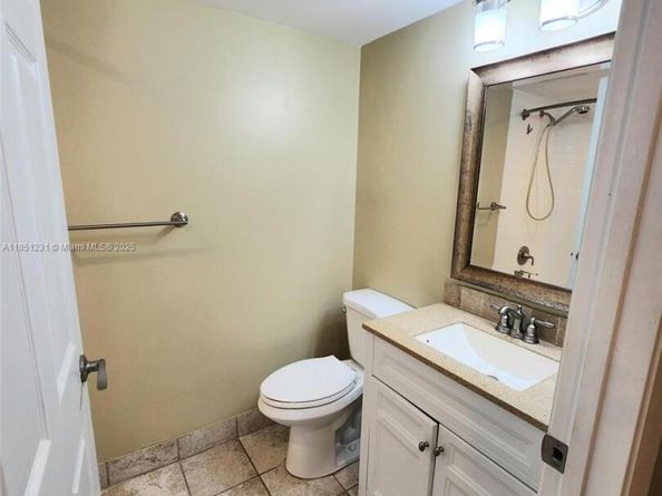 309 NW 95th Ave 309, Plantation FL 33324
