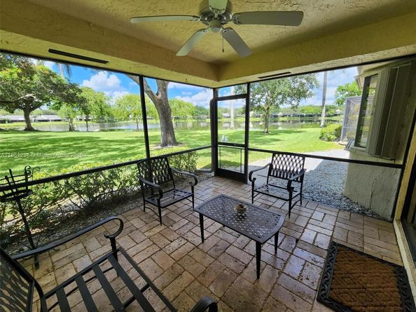 309 NW 95th Ave 309, Plantation FL 33324