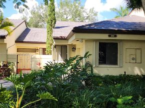 309 NW 95th Ave 309, Plantation FL 33324