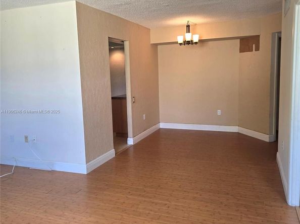 9070 Lime Bay Blvd 301, Tamarac FL 33321