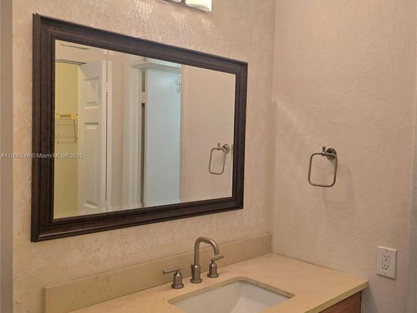 9070 Lime Bay Blvd 301, Tamarac FL 33321